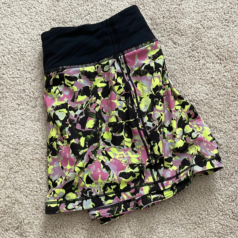 LULULEMON ATHLETICA skort
